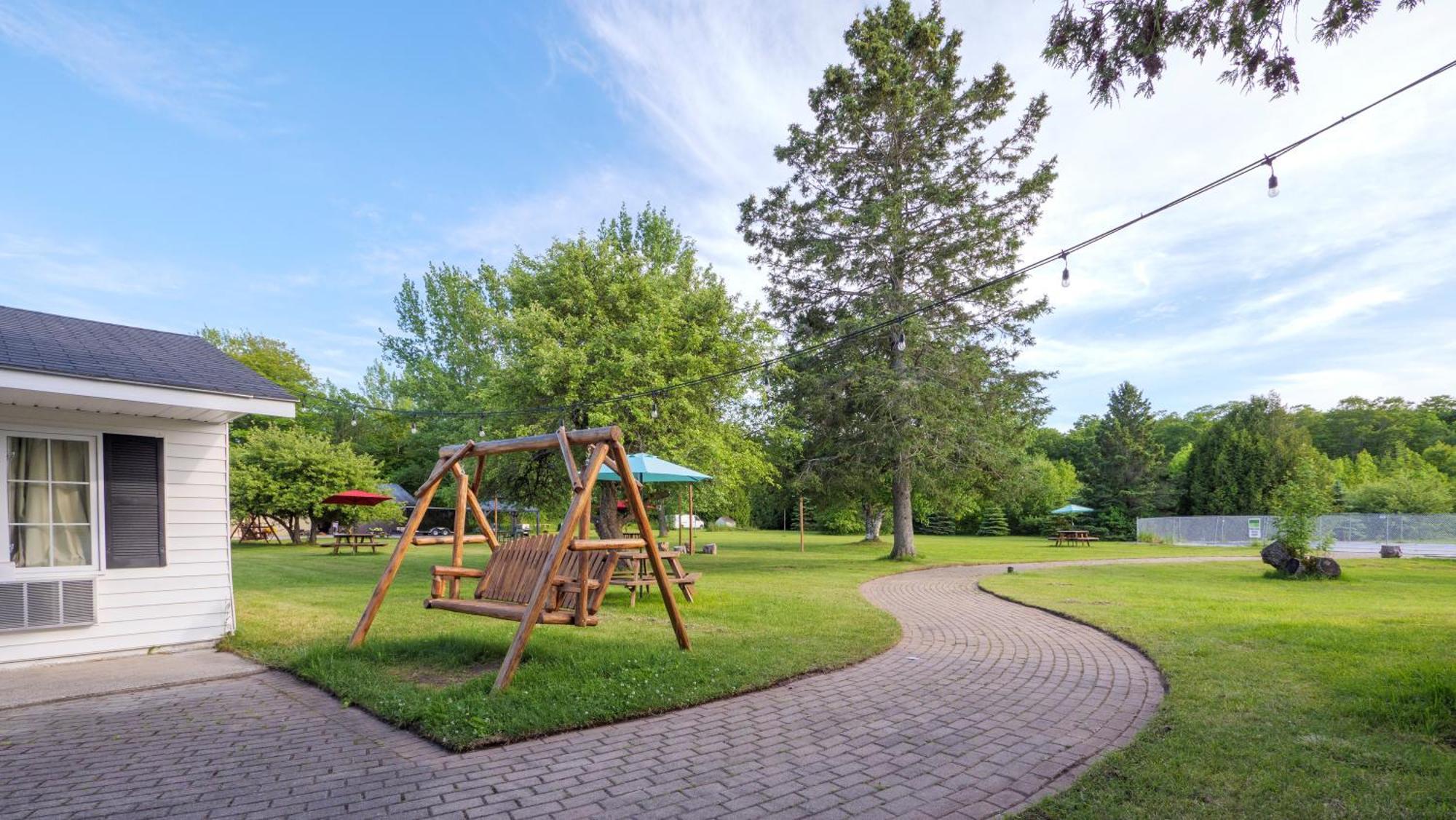 Coach House Inn Тобермори Экстерьер фото